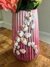 Load image into Gallery viewer, Shades of Pink Vase