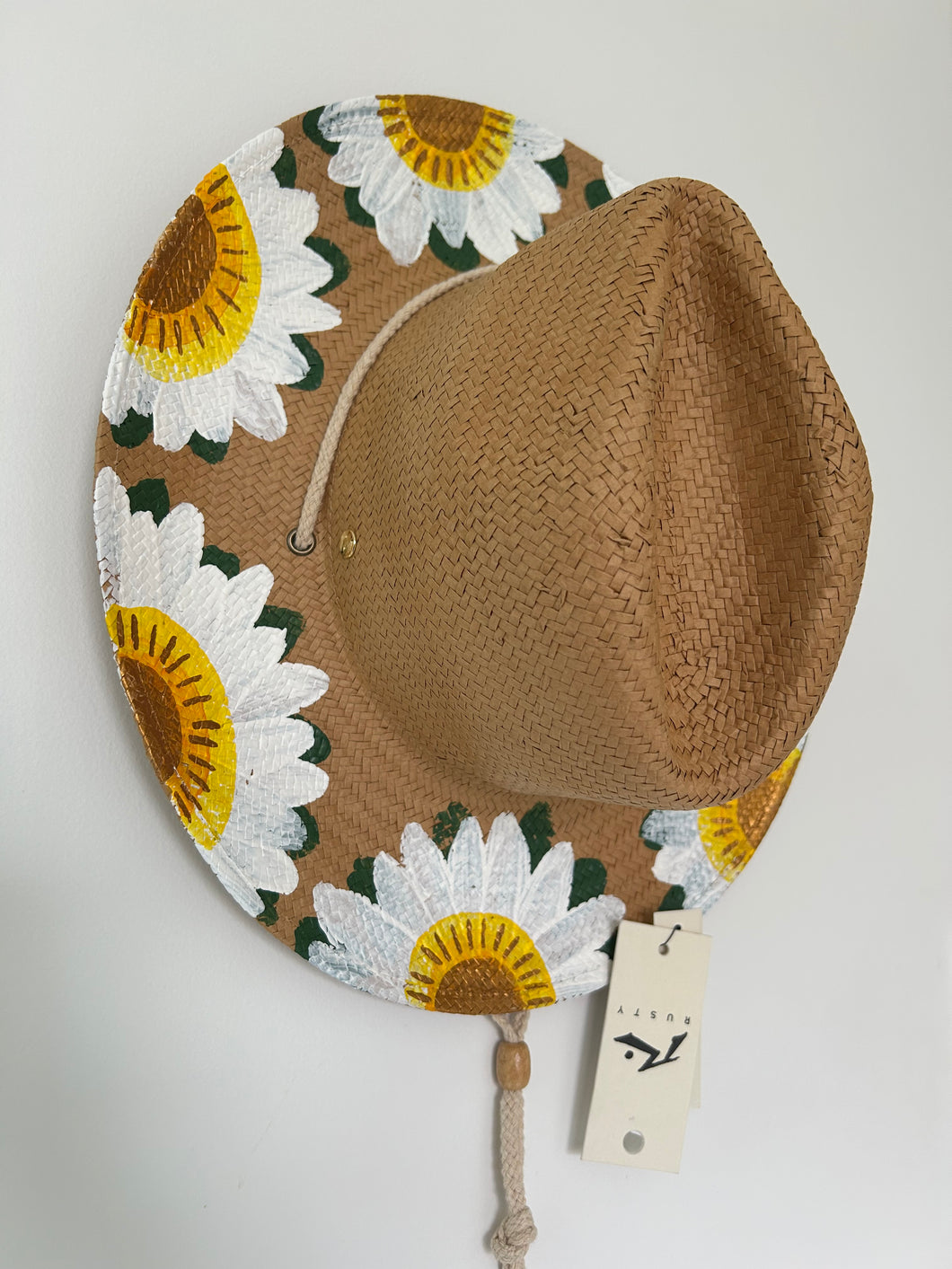 Daisy Straw OMHat