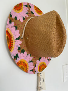 Pinky Straw OMHat