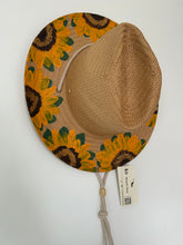 Load image into Gallery viewer, Giant Sunflower Straw OMHat
