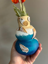 Load image into Gallery viewer, Oceanic Small Vase
