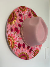 Load image into Gallery viewer, Blushed Botanica OMHat
