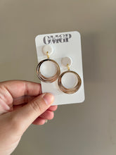 Load image into Gallery viewer, Golden Glow
