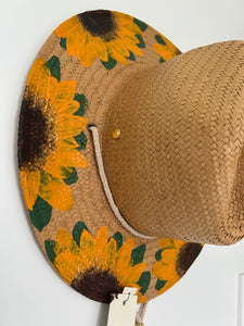 Giant Sunflowers Straw OMHat